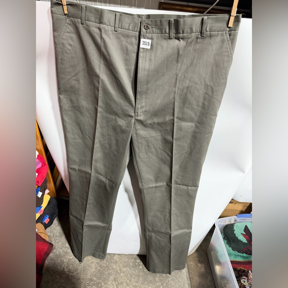 #3528-David Taylor Olive Chino Pants